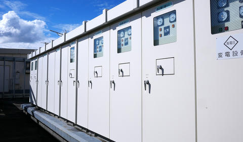 カバー画像（変電圧）