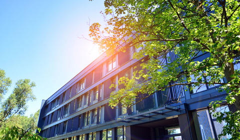 カバー画像（ビル・建物）