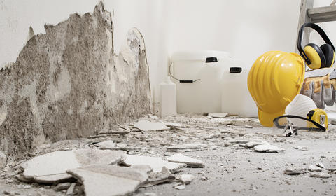 カバー画像（壁劣化）